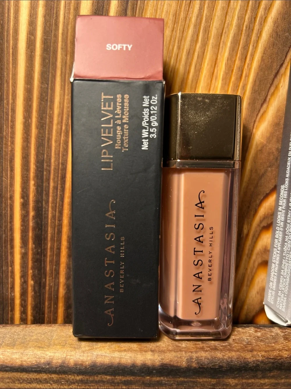 Anastasia Beverly Hills Lip Velvet Liquid Lipstick in Softy - Nude Pink